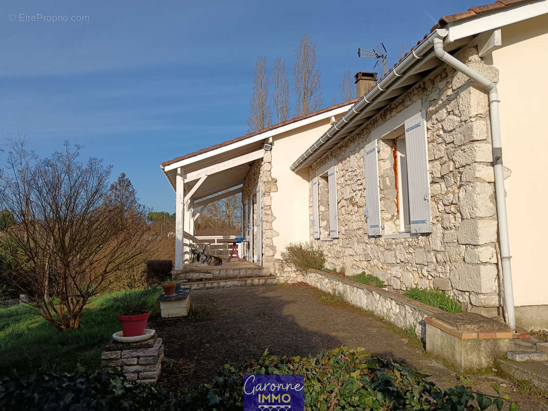 Maison à CLAIRAC