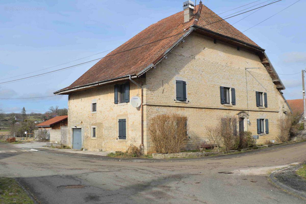 Maison à SANCEY-LE-GRAND