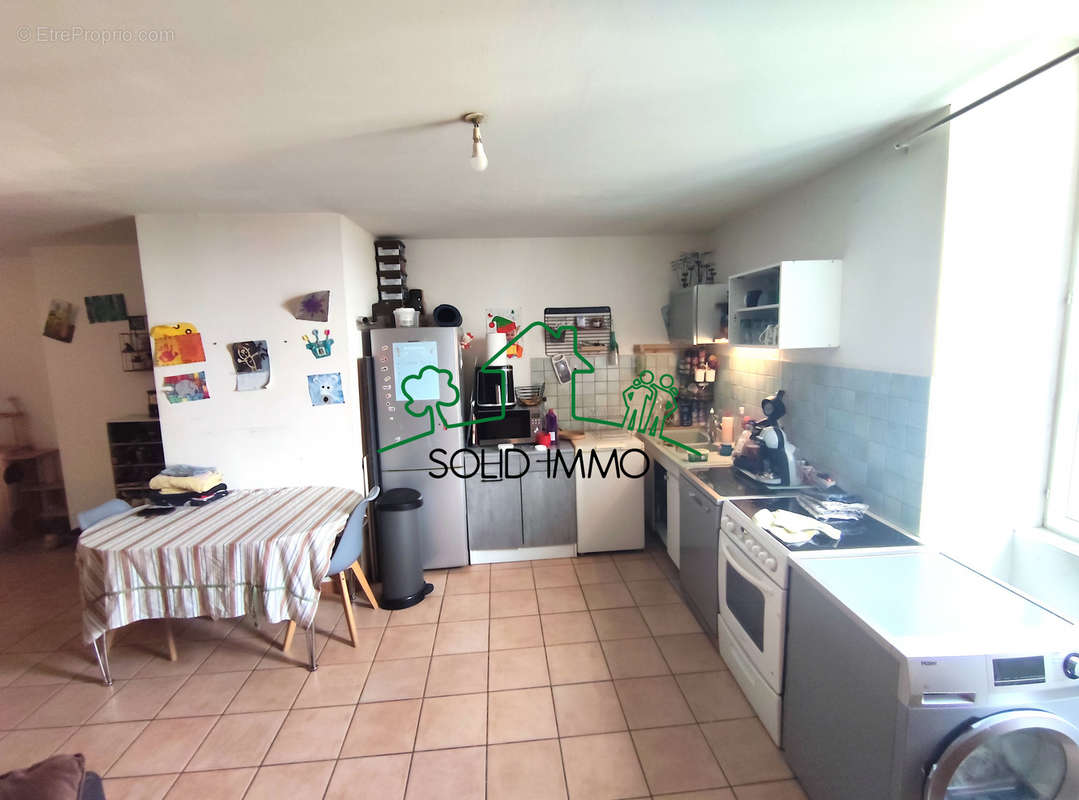 Appartement à VINEZAC