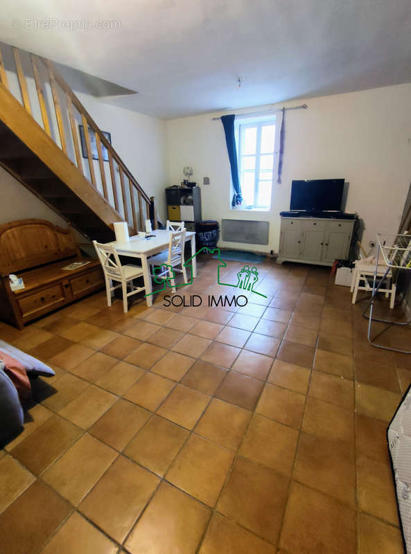 Appartement à VINEZAC