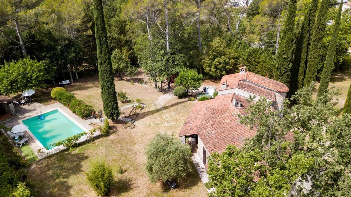 Maison à FAYENCE