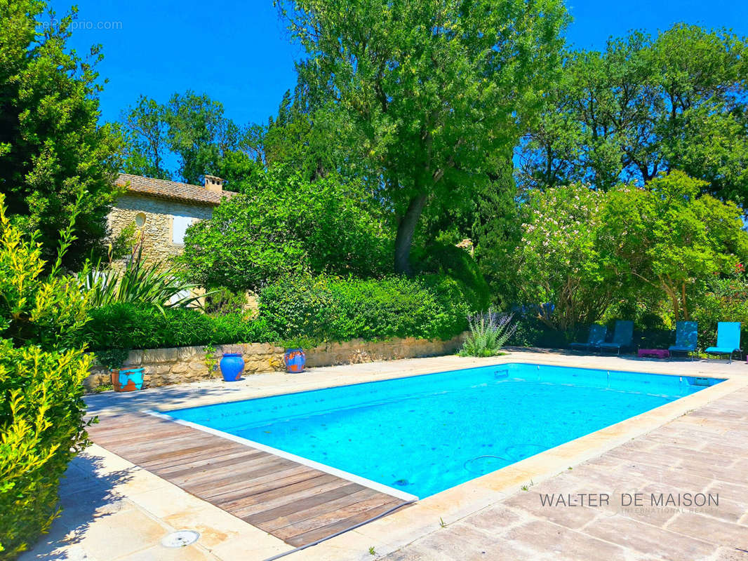 Maison à VILLENEUVE-LES-AVIGNON