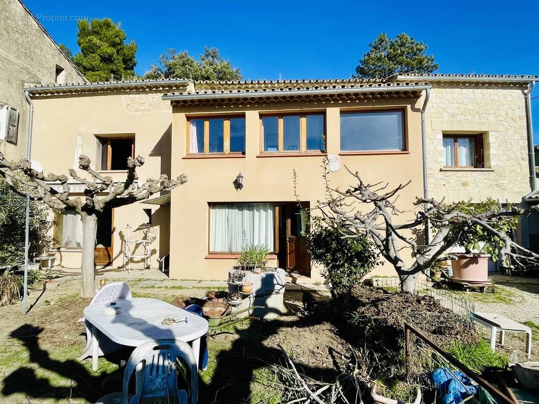 Maison à VAISON-LA-ROMAINE