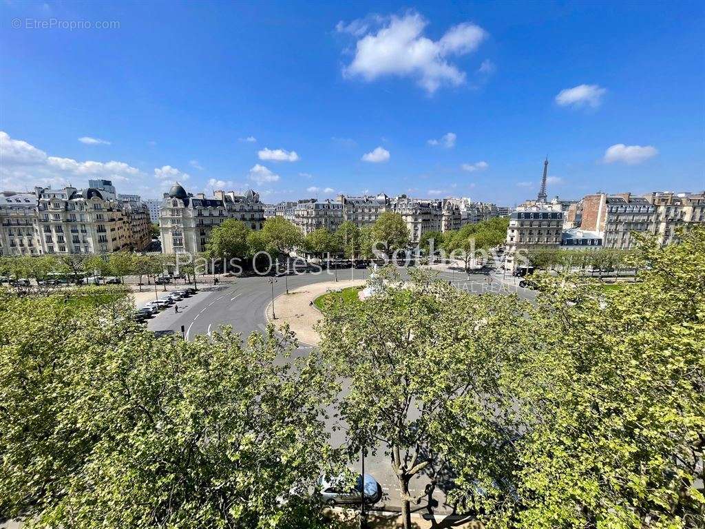 Appartement à PARIS-7E