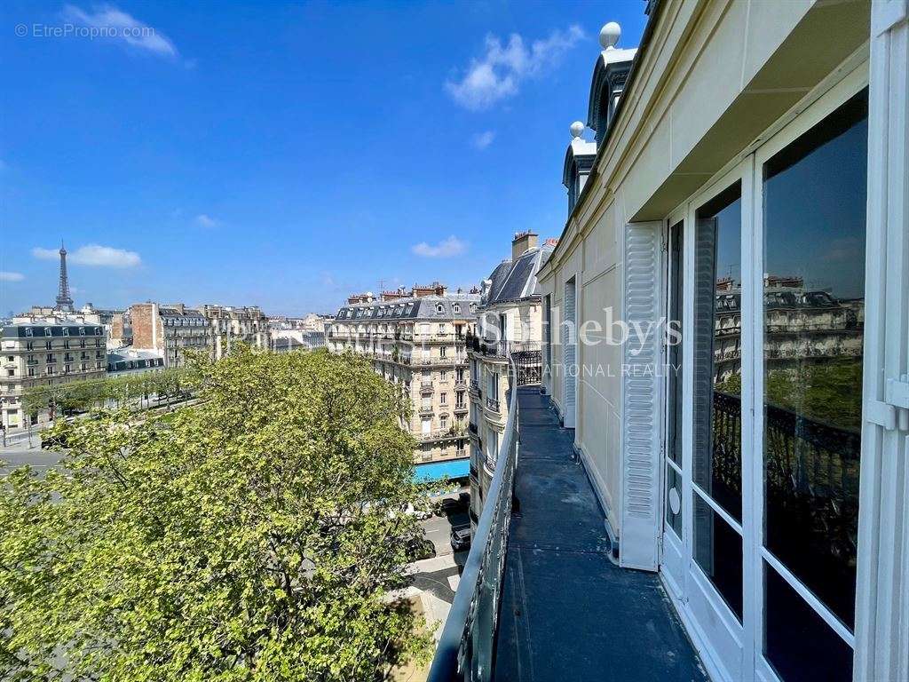 Appartement à PARIS-7E