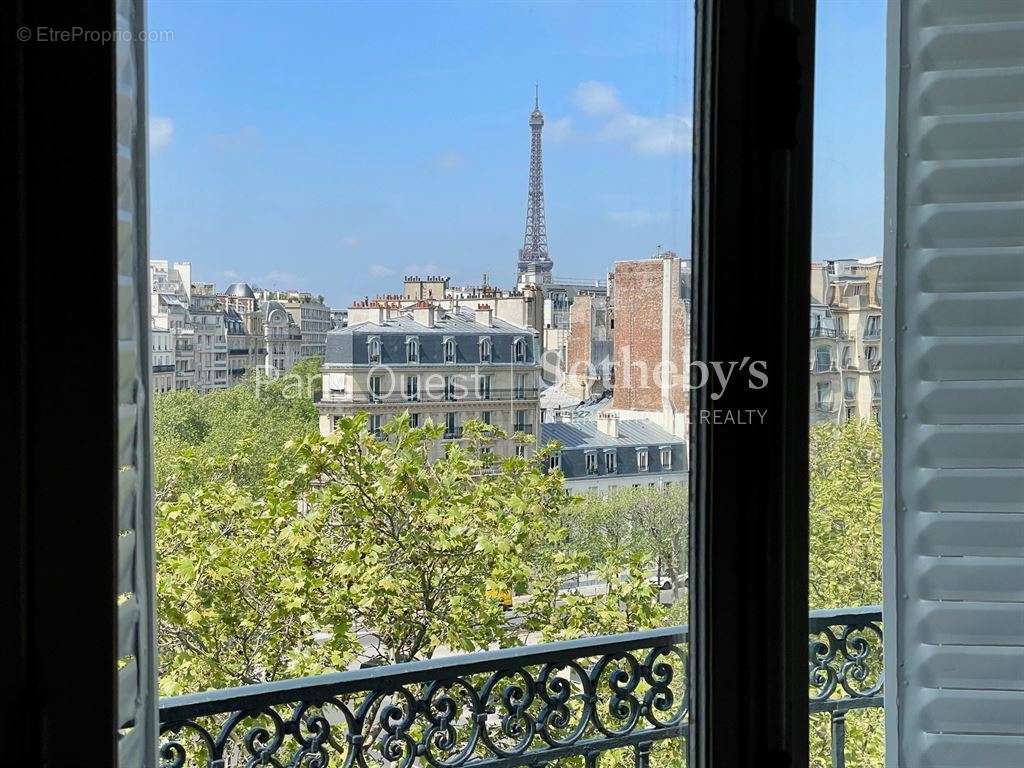 Appartement à PARIS-7E