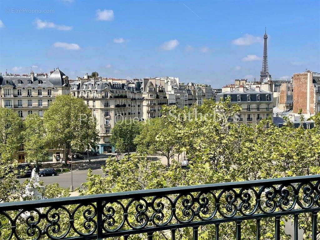 Appartement à PARIS-7E