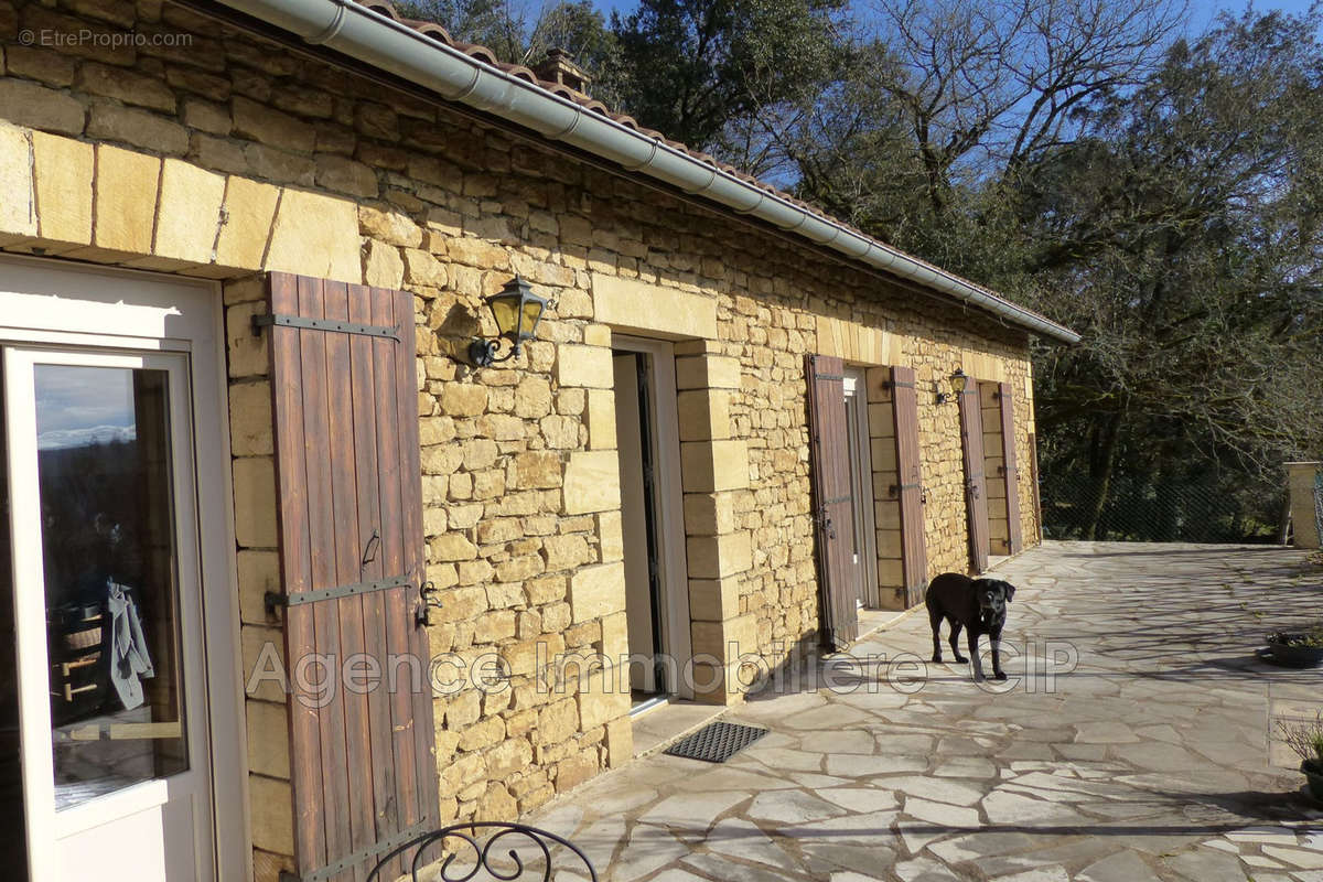 Maison à CARSAC-AILLAC