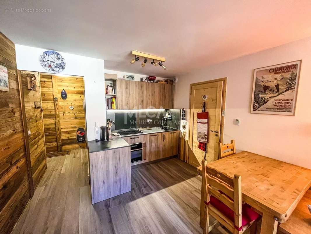 Appartement à SAINT-ETIENNE-DE-TINEE