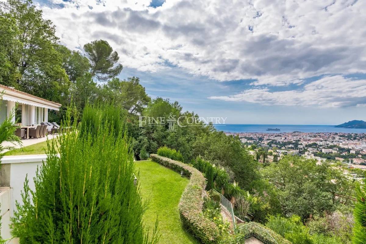 Maison à CANNES