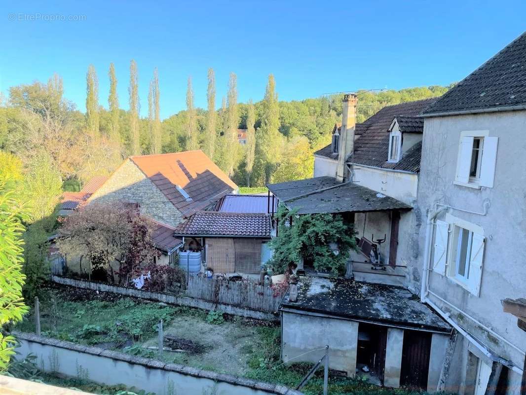 Maison à GOURDON