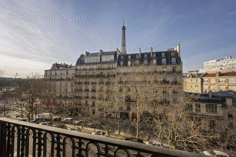 Appartement à PARIS-6E