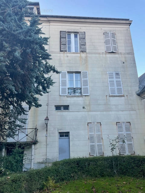 Appartement à VERSAILLES