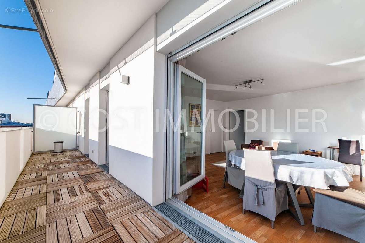 Appartement à GENNEVILLIERS