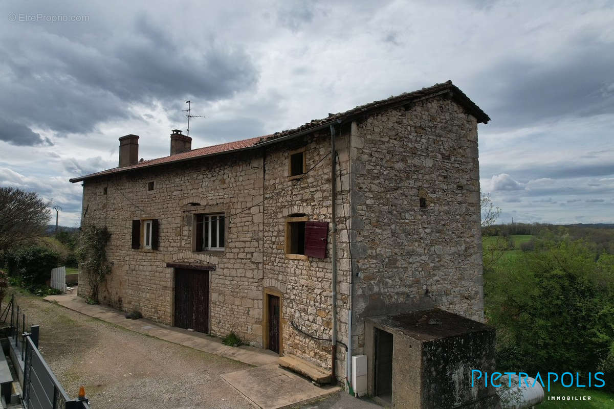 Maison à LISSIEU