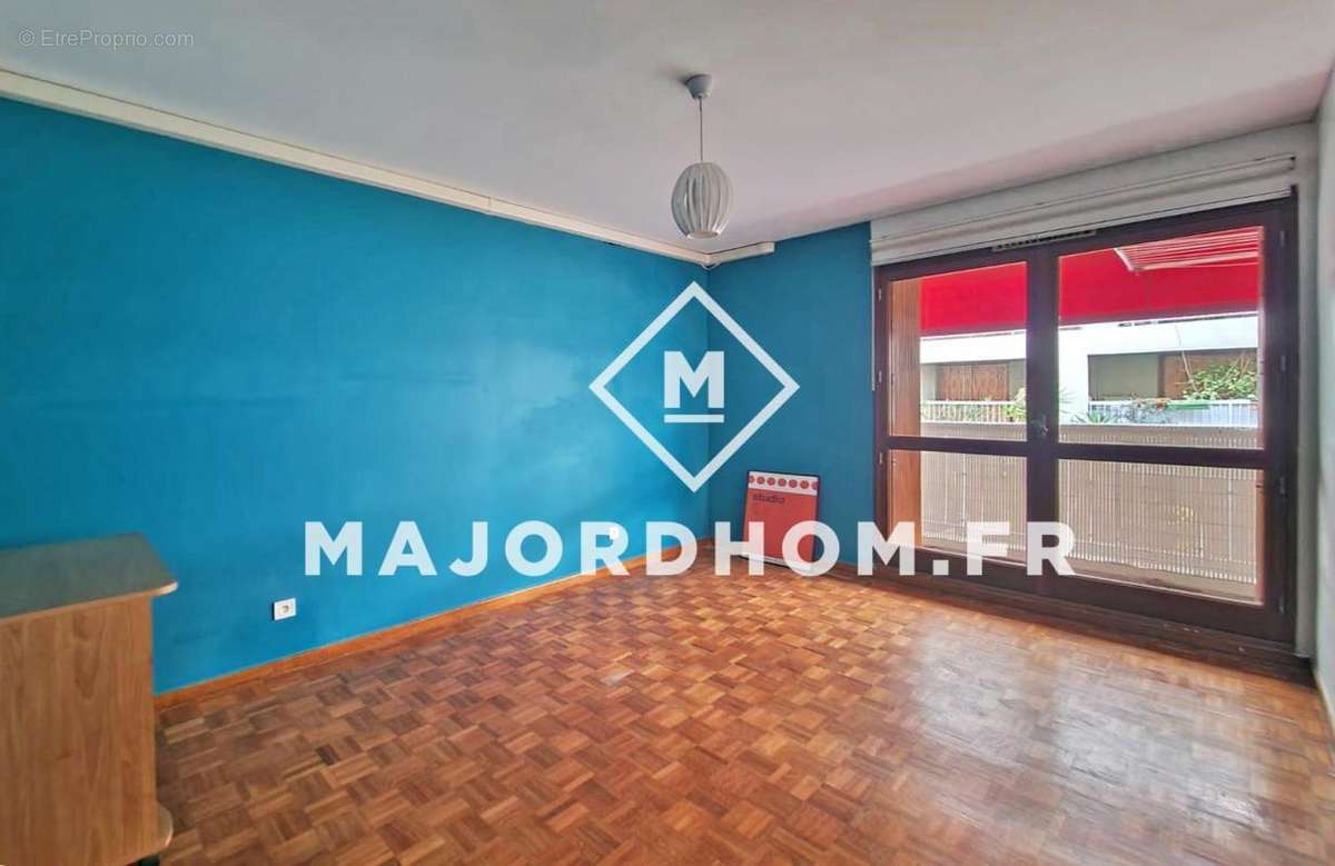 Appartement à MARSEILLE-8E