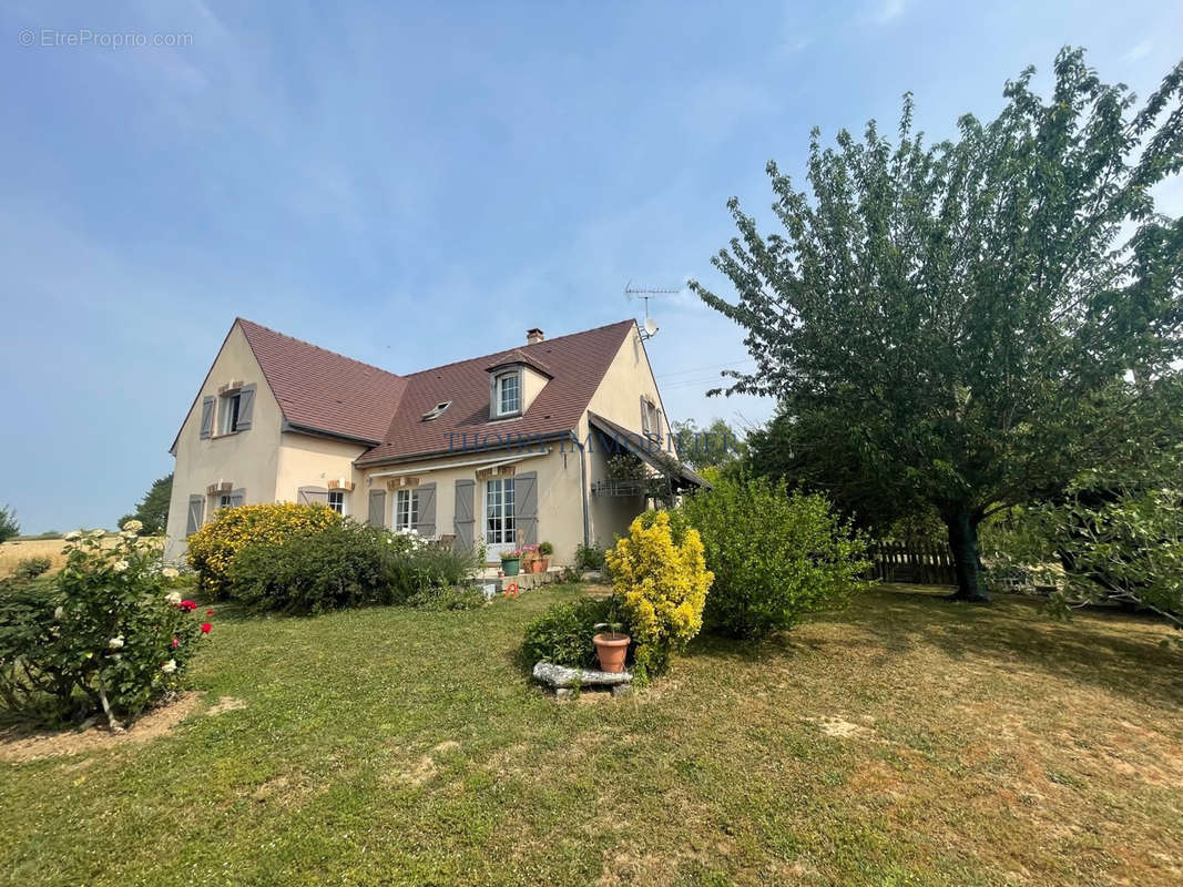 Maison à MONTFORT-L&#039;AMAURY