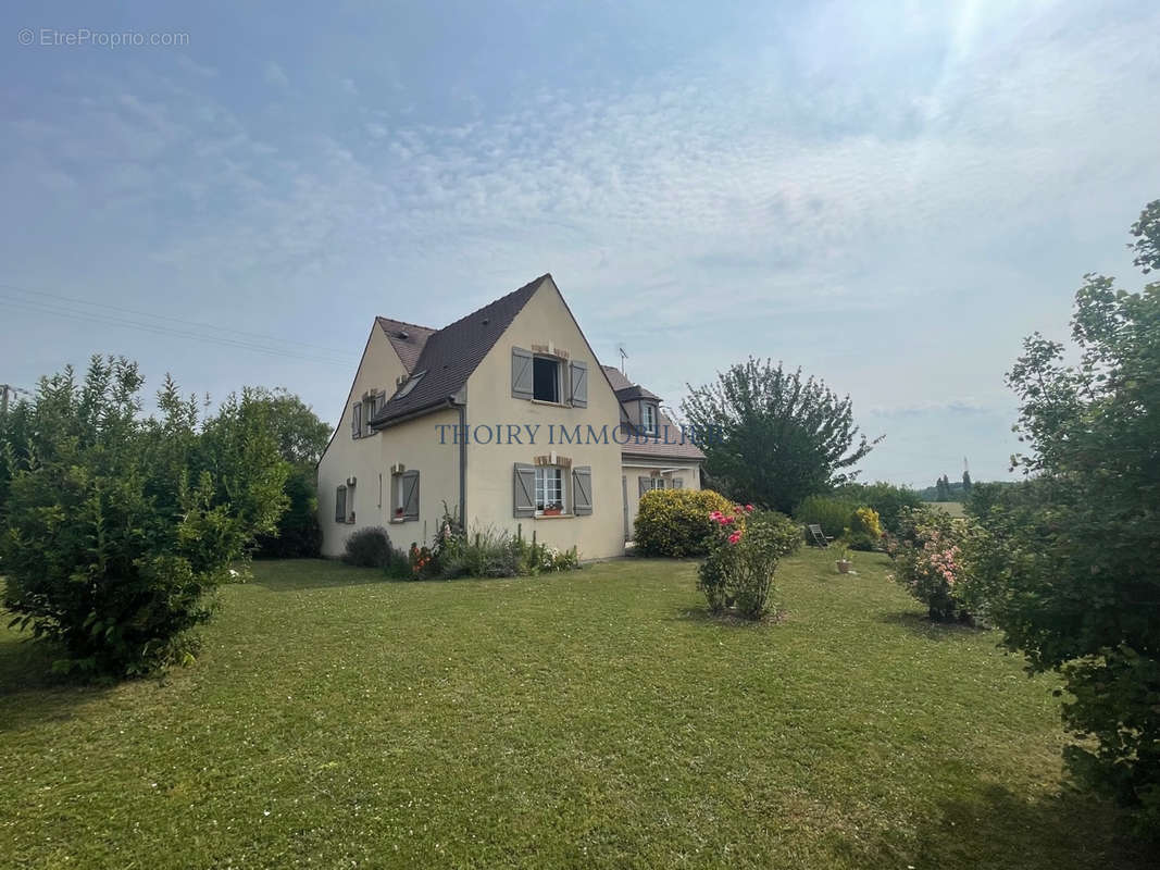 Maison à MONTFORT-L&#039;AMAURY