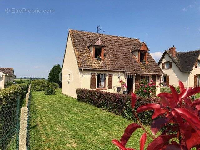 Maison à SAINTE-MARGUERITE-SUR-DUCLAIR