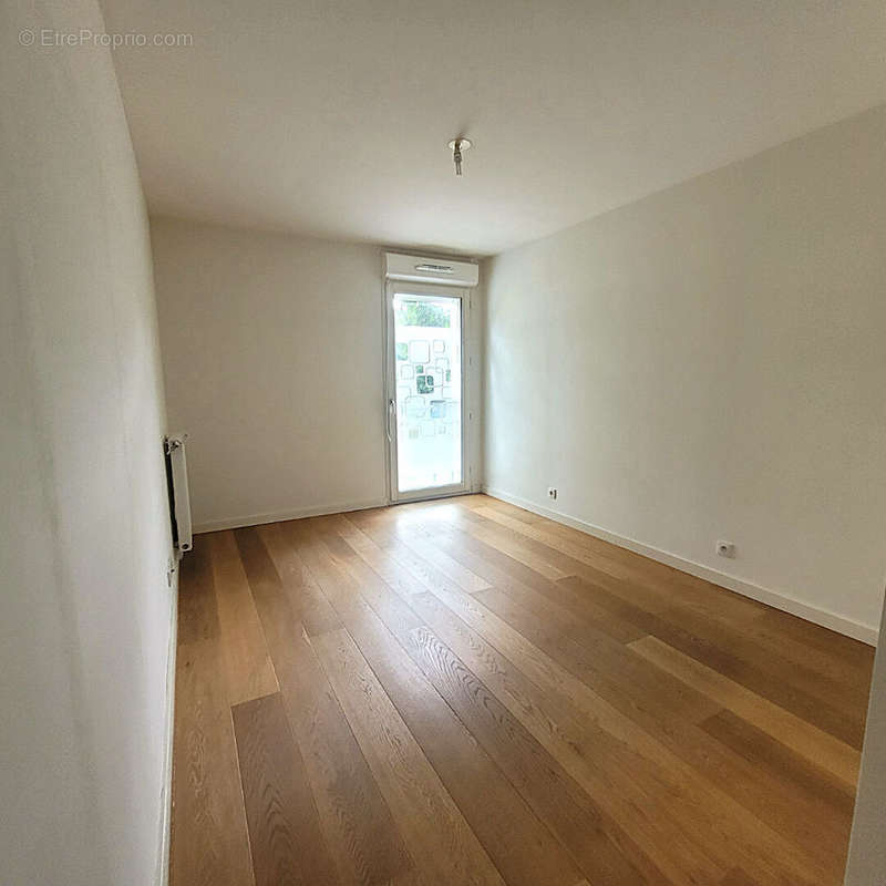 Appartement à LES ULIS