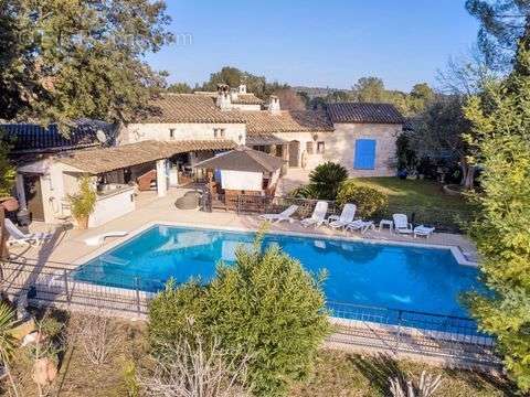 Maison à ROQUEFORT-LES-PINS