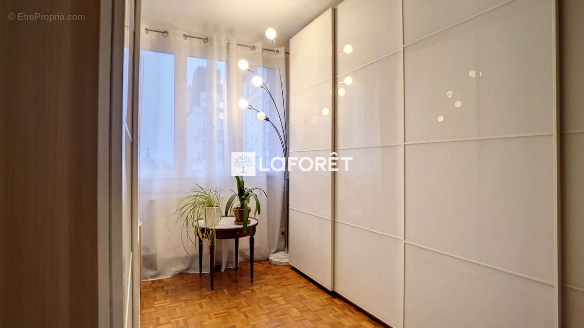 Appartement à ENGHIEN-LES-BAINS