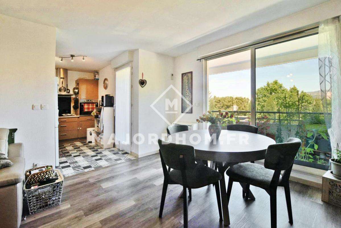 Appartement à MARSEILLE-13E