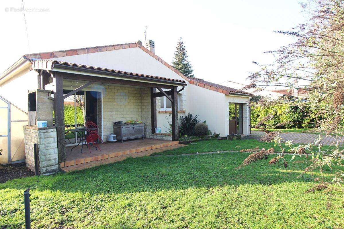 Maison à CHATEAUBERNARD