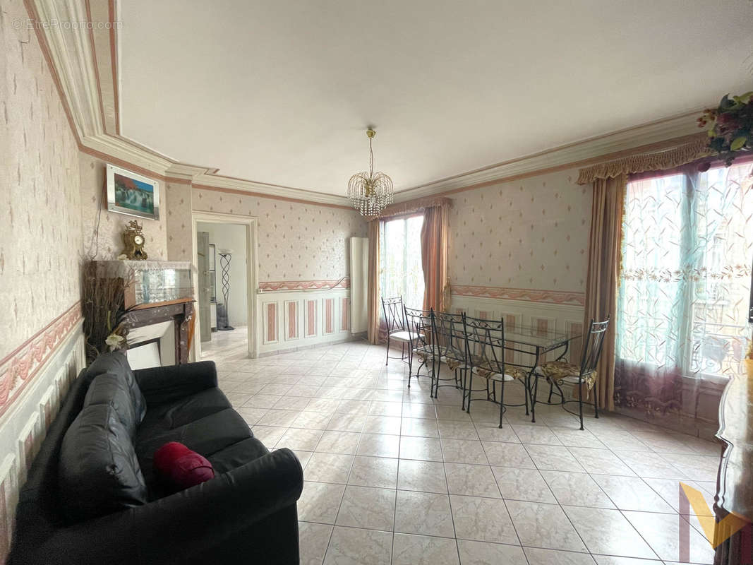 Appartement à NEUILLY-PLAISANCE