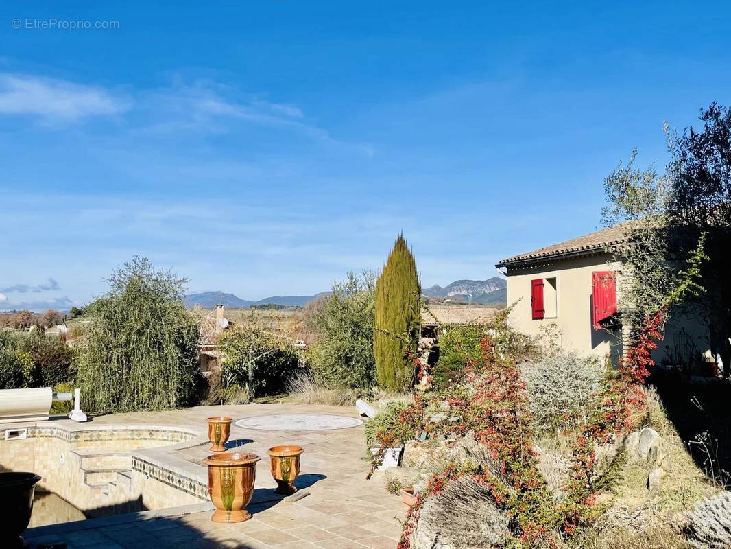 Maison à VAISON-LA-ROMAINE