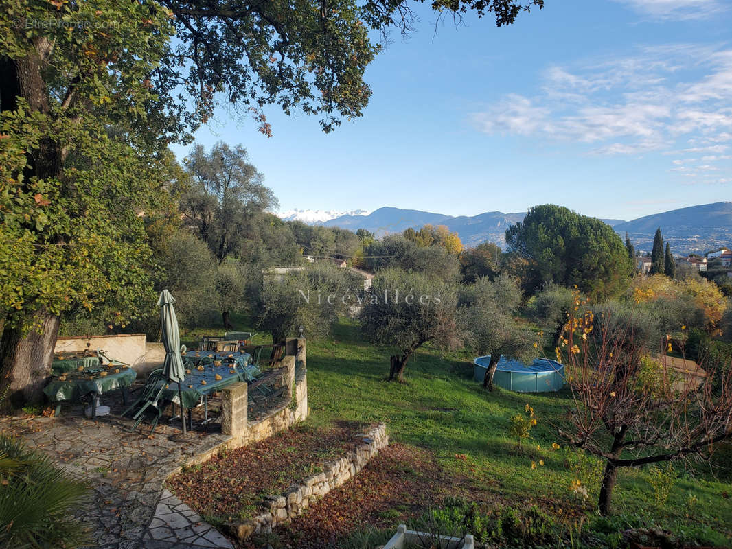 Maison à LA GAUDE