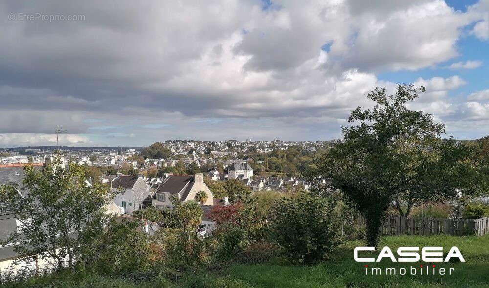 Terrain à QUIMPER