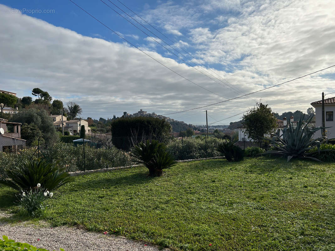 Maison à CAGNES-SUR-MER