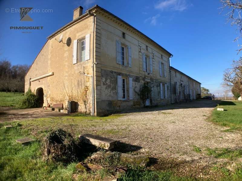 Maison à MOULON