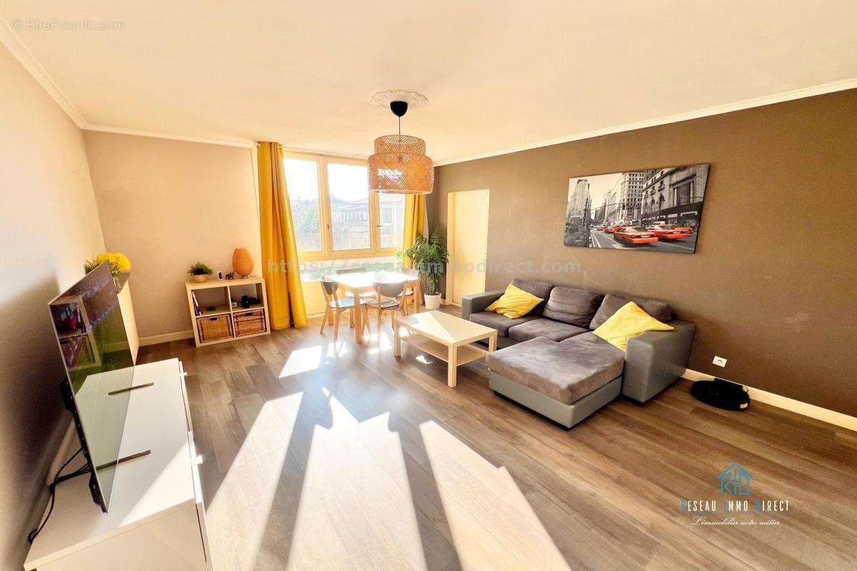 Appartement à LYON-8E