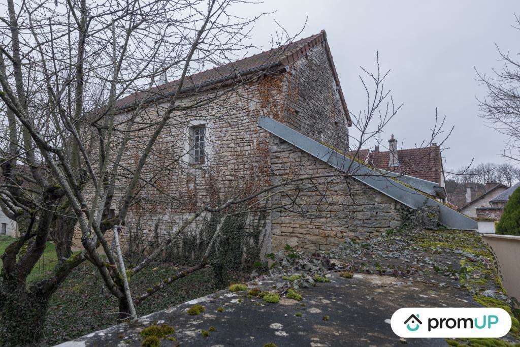 Maison à LES RICEYS