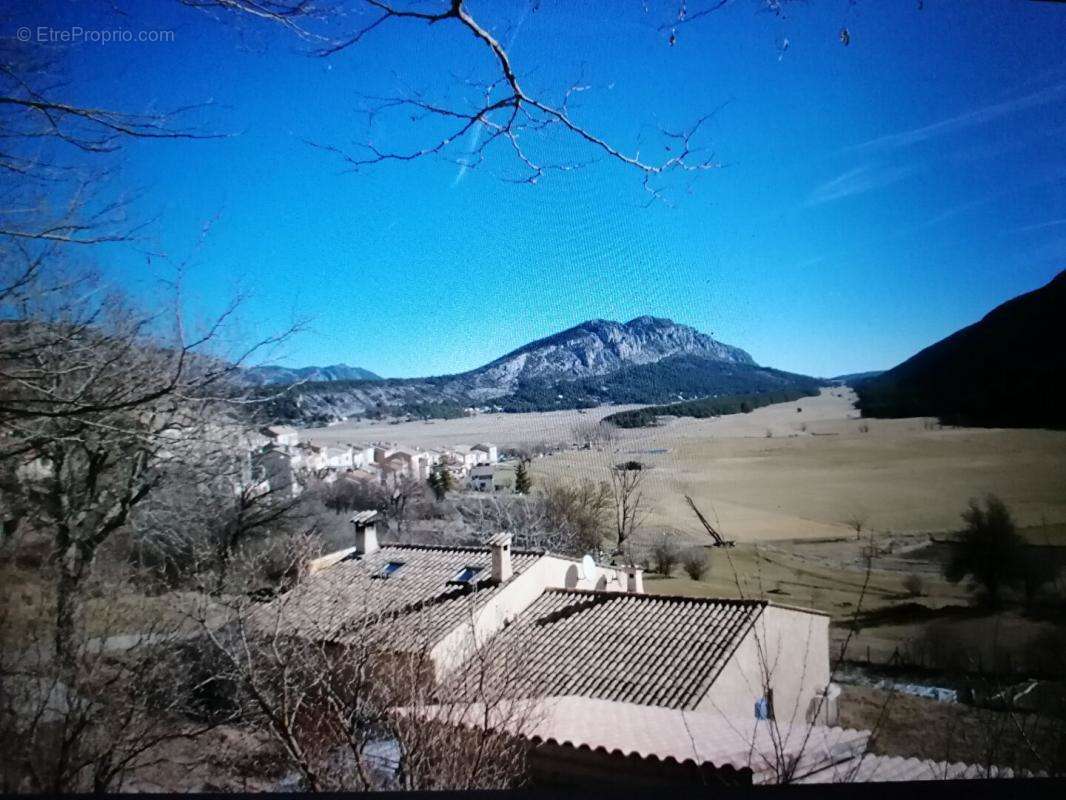 Terrain à CAILLE