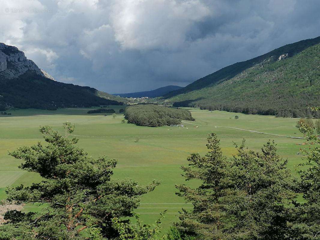 Terrain à CAILLE