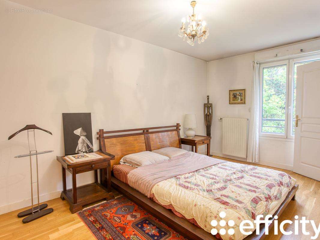 Appartement à LYON-5E