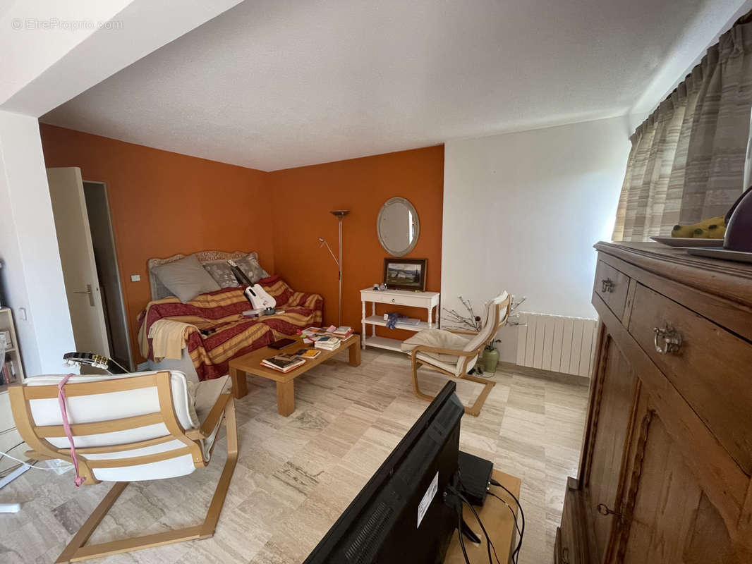 Appartement à MARSEILLE-9E