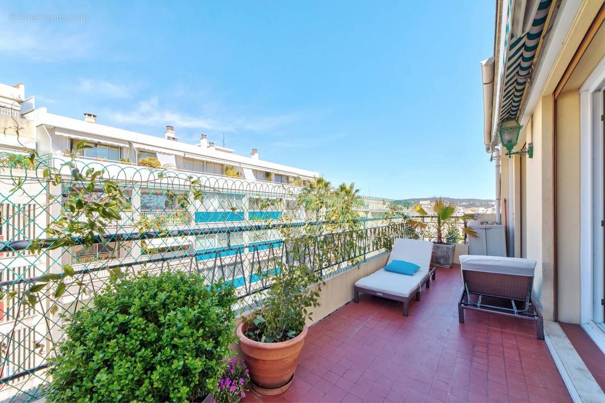 Appartement à NICE