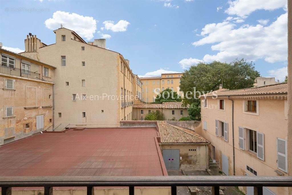 Appartement à AIX-EN-PROVENCE