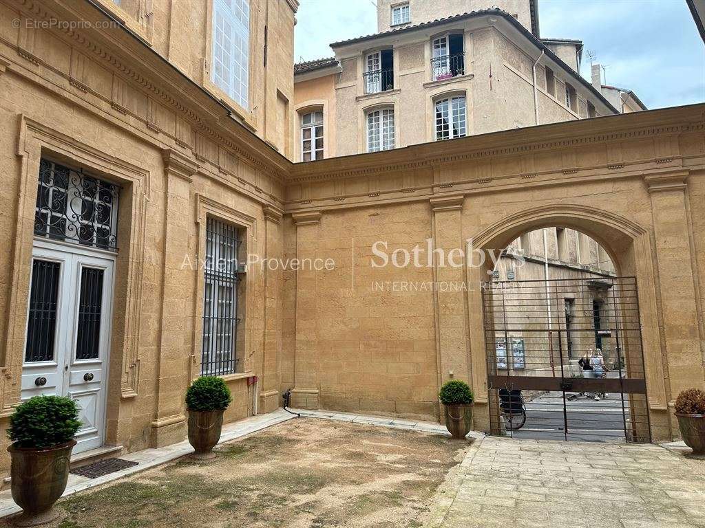 Appartement à AIX-EN-PROVENCE