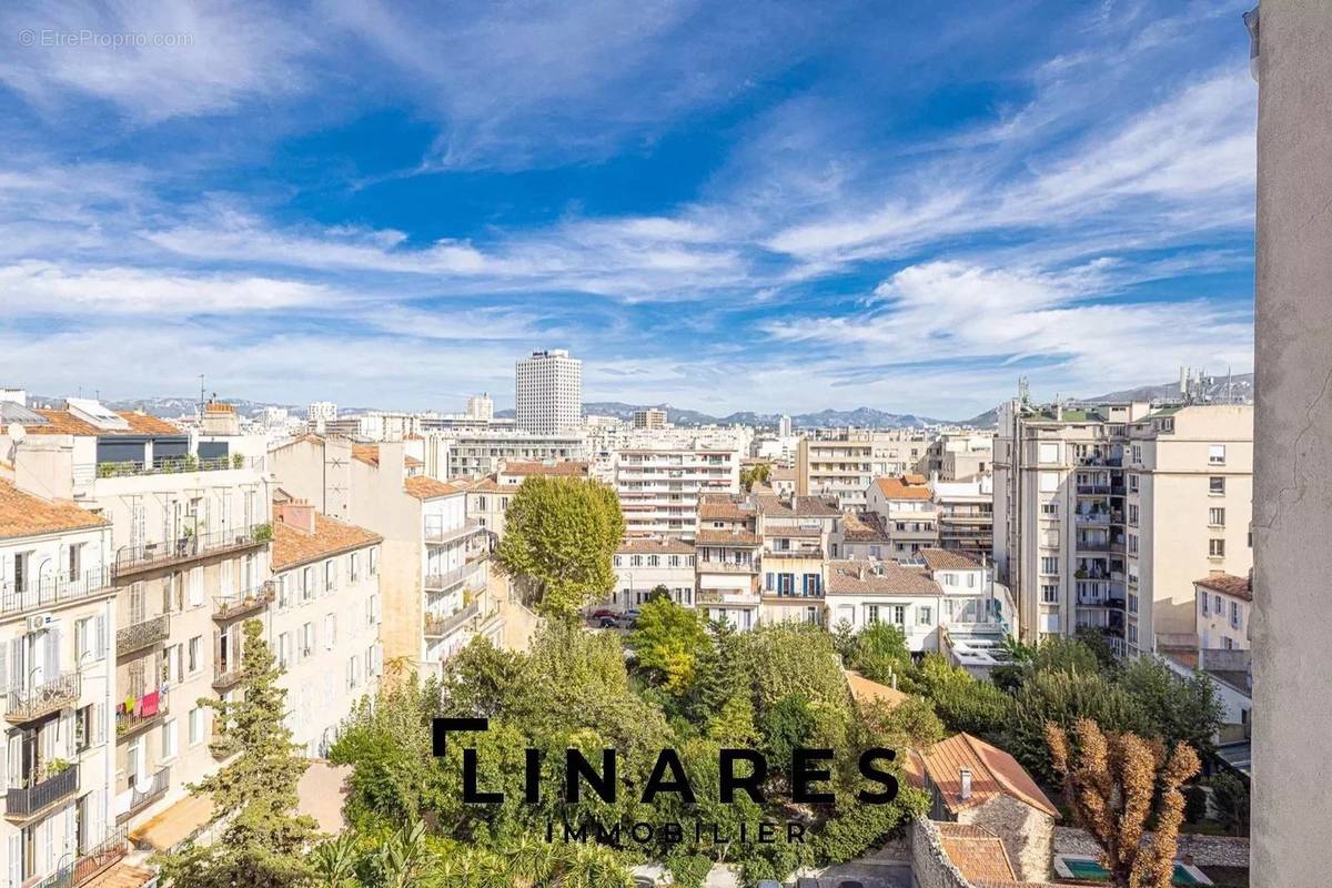 Appartement à MARSEILLE-8E