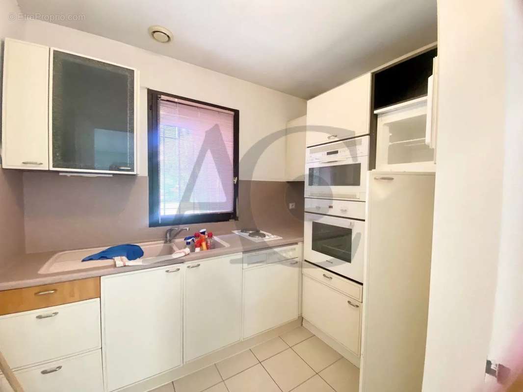 Appartement à VILLENEUVE-LOUBET