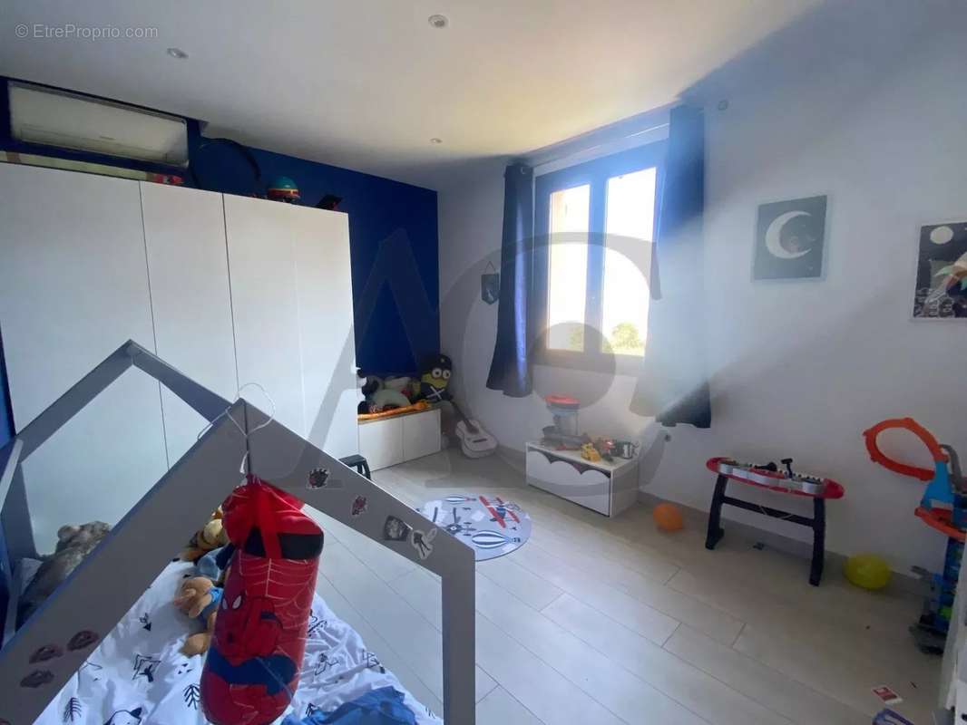 Appartement à VILLENEUVE-LOUBET