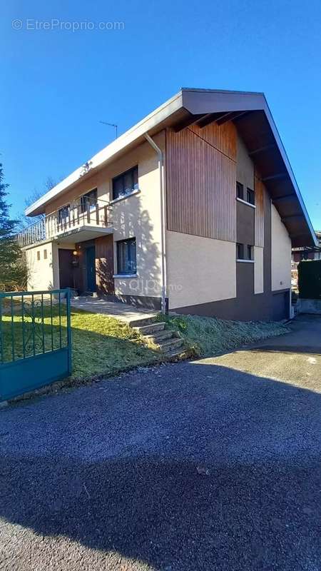 Maison à PONTARLIER