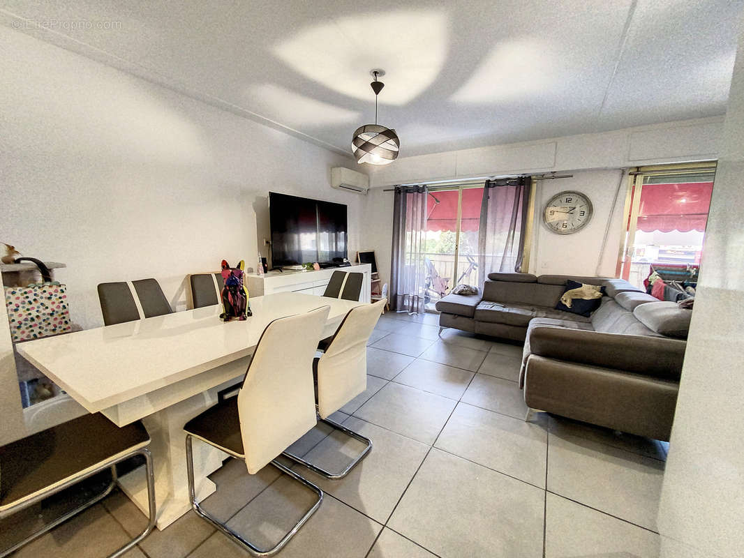 Appartement à CAGNES-SUR-MER