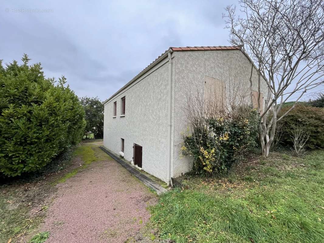 Maison à MESCHERS-SUR-GIRONDE