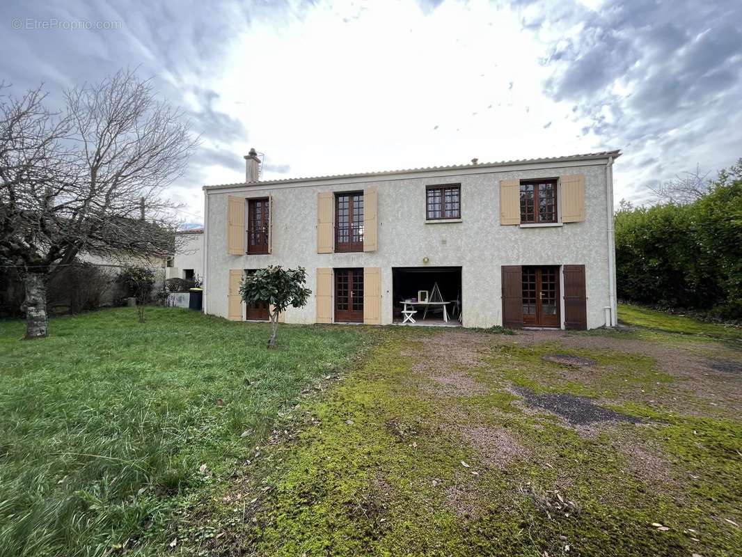 Maison à MESCHERS-SUR-GIRONDE